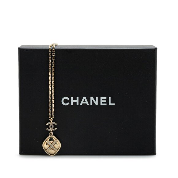 CHANEL Gold Diamond Logo Necklace - Picture 3 of 4